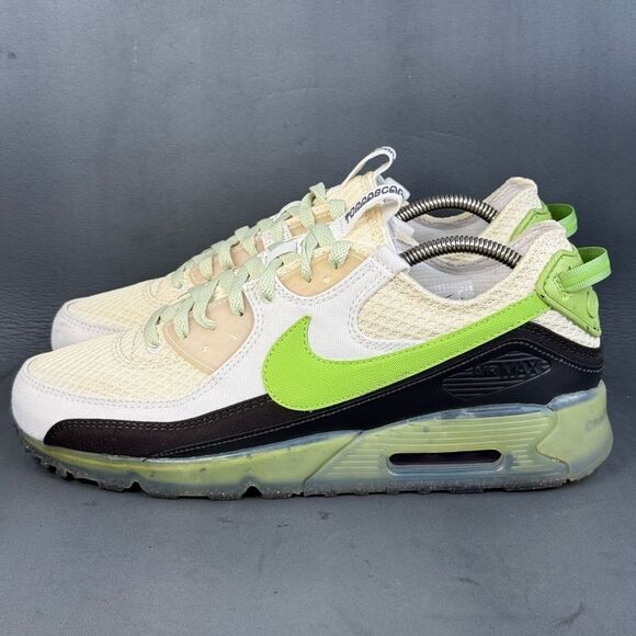 Nike Air Max 90 Terrascape Phantom Vivid Green athletic shoes men's size 11 - Picture 3 of 8